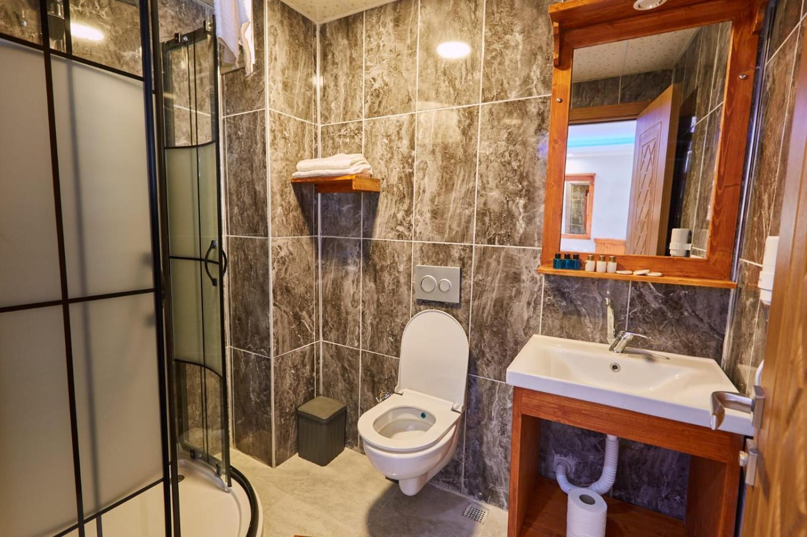 Laluna Hotel Near Grand Bazaar City Center Istanboel Buitenkant foto